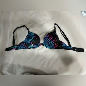 PINK wear everywhere lightly lined T-shirt bra